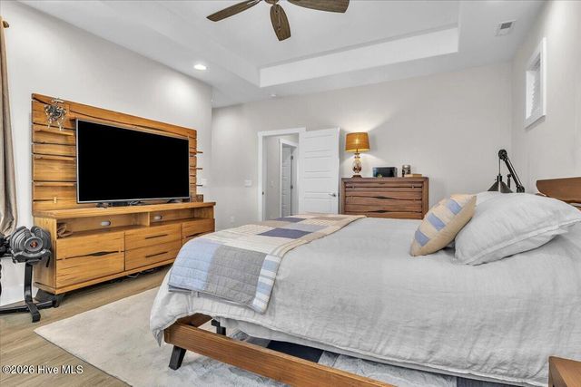 305 Ivy Lane, Carolina Beach, NC 28428