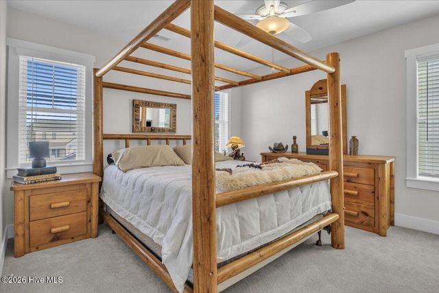 305 Ivy Lane, Carolina Beach, NC 28428