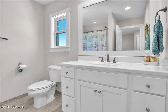 305 Ivy Lane, Carolina Beach, NC 28428