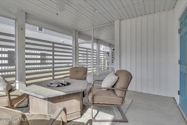 305 Ivy Lane, Carolina Beach, NC 28428