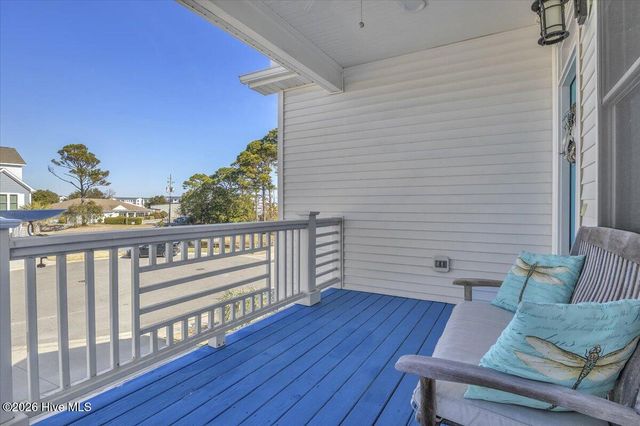 305 Ivy Lane, Carolina Beach, NC 28428