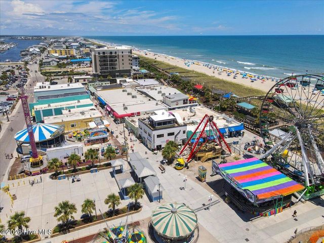 305 Ivy Lane, Carolina Beach, NC 28428