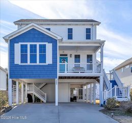 305 Ivy Lane, Carolina Beach, NC 28428