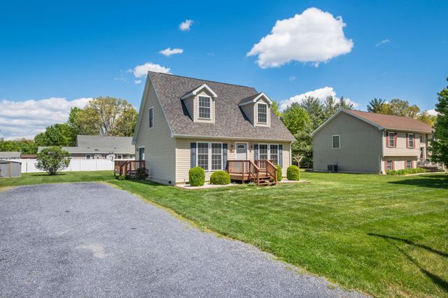 302 16TH ST, Grottoes, VA 24441