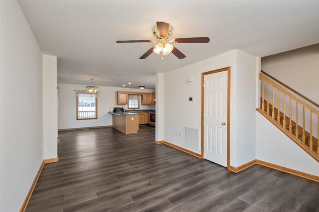 302 16TH ST, Grottoes, VA 24441