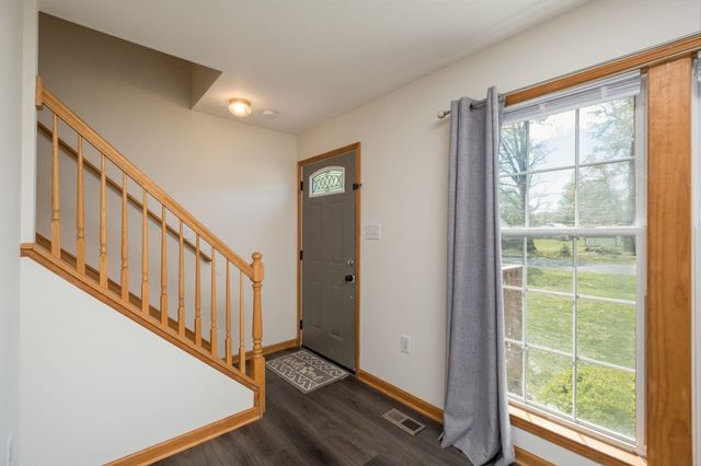 302 16TH ST, Grottoes, VA 24441