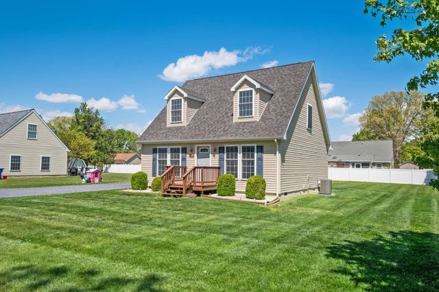 302 16TH ST, Grottoes, VA 24441