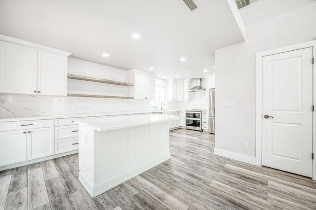 1788 E Houston Avenue, Fresno, CA 93720