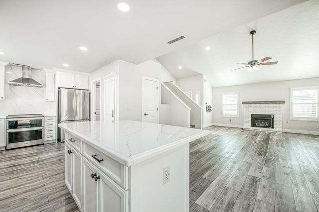 1788 E Houston Avenue, Fresno, CA 93720