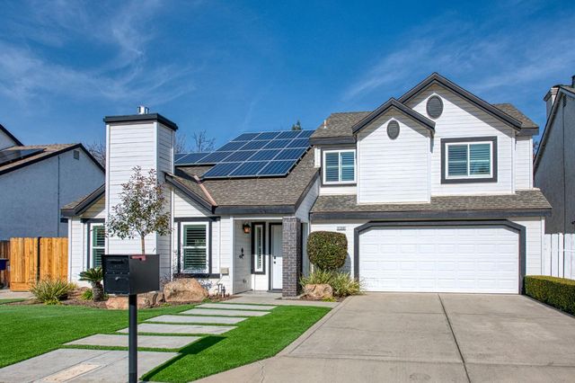 1788 E Houston Avenue, Fresno, CA 93720