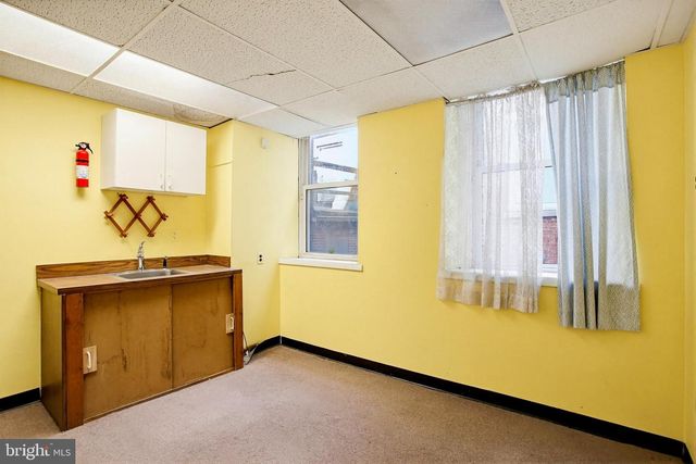 14 W SARATOGA ST, Baltimore, MD 21201