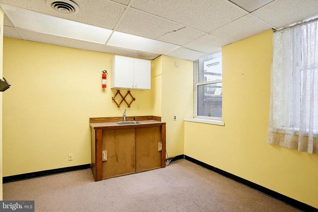 14 W SARATOGA ST, Baltimore, MD 21201