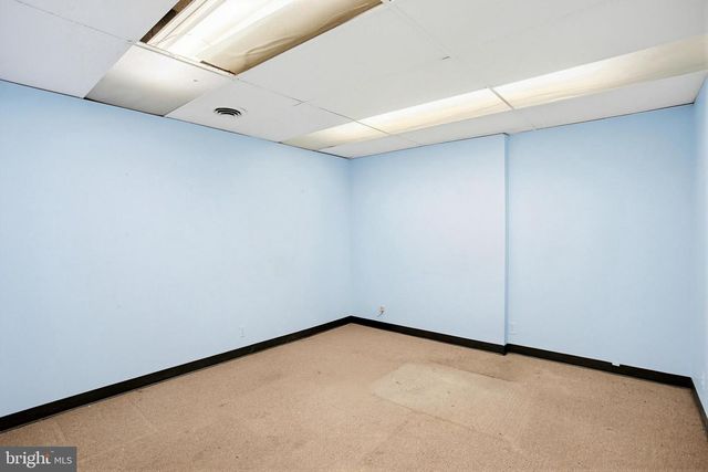 14 W SARATOGA ST, Baltimore, MD 21201