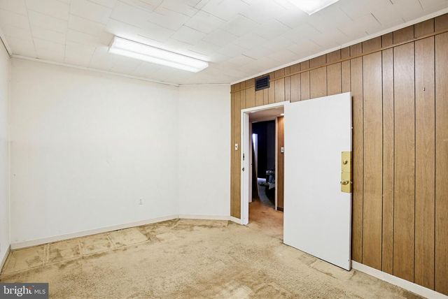 14 W SARATOGA ST, Baltimore, MD 21201