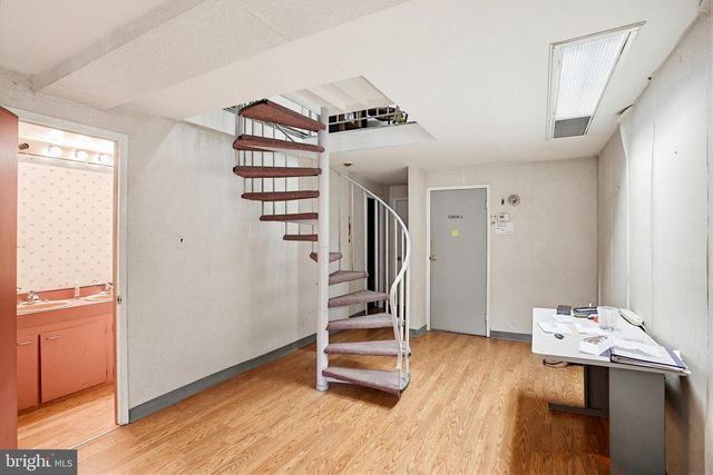 14 W SARATOGA ST, Baltimore, MD 21201