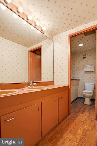 14 W SARATOGA ST, Baltimore, MD 21201