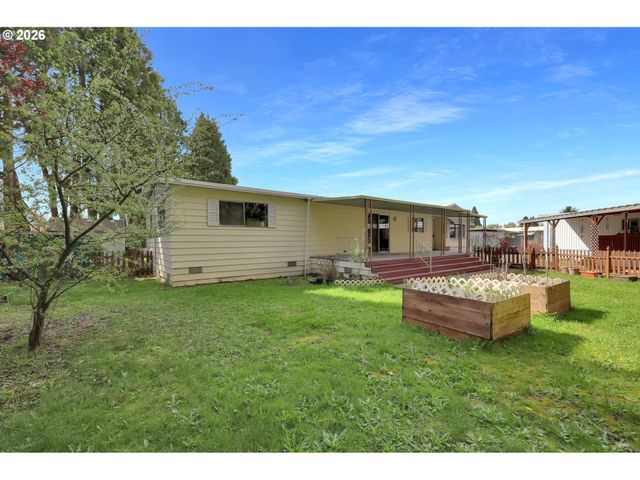 1800 LAKEWOOD Ct 70, Eugene, OR 97402