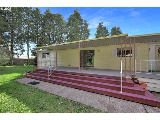 1800 LAKEWOOD Ct 70, Eugene, OR 97402