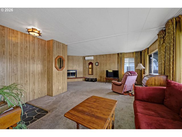 1800 LAKEWOOD Ct 70, Eugene, OR 97402