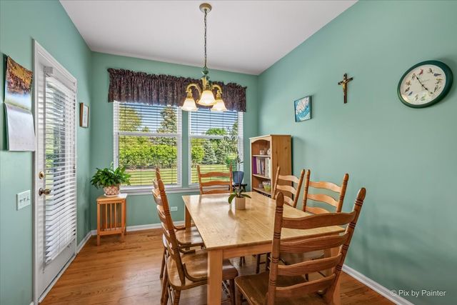4041 Whitehall Lane, Algonquin, IL 60102