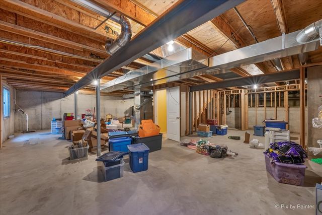 4041 Whitehall Lane, Algonquin, IL 60102