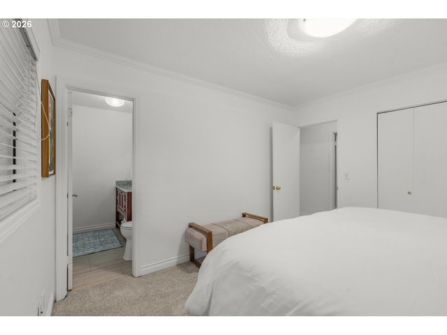 9245 Sw 7TH Ave, Portland, OR 97219