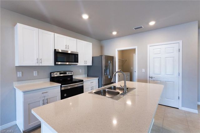 10749 Crossback LN, Lehigh Acres, FL 33936