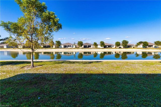 10749 Crossback LN, Lehigh Acres, FL 33936