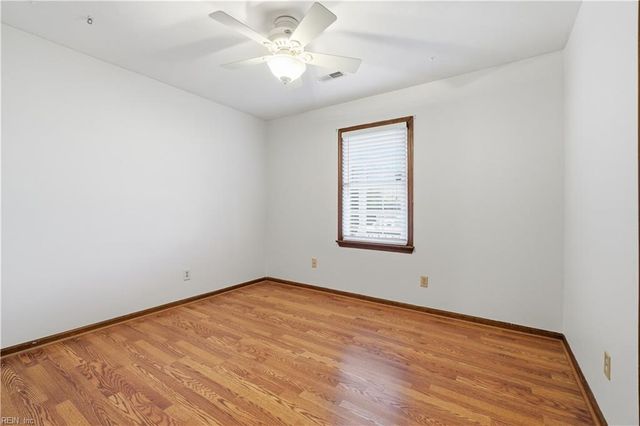 2645 Roundtree CIR, Chesapeake, VA 23323