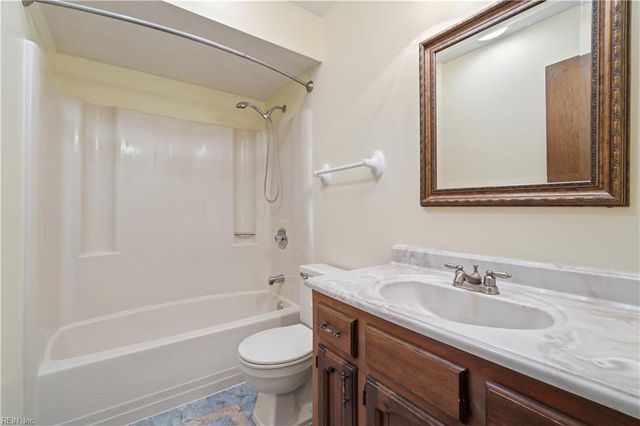 2645 Roundtree CIR, Chesapeake, VA 23323