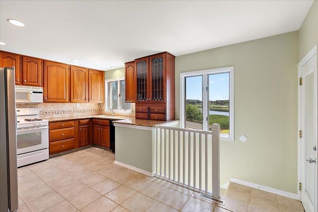 114 River Hills Drive, Holland, MI 49424