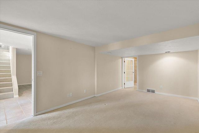 114 River Hills Drive, Holland, MI 49424