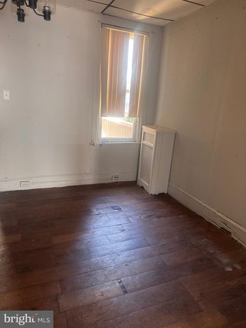 971 CARVER ST, Philadelphia, PA 19124