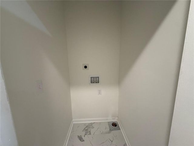 2996 Laguna Drive, Decatur, GA 30032