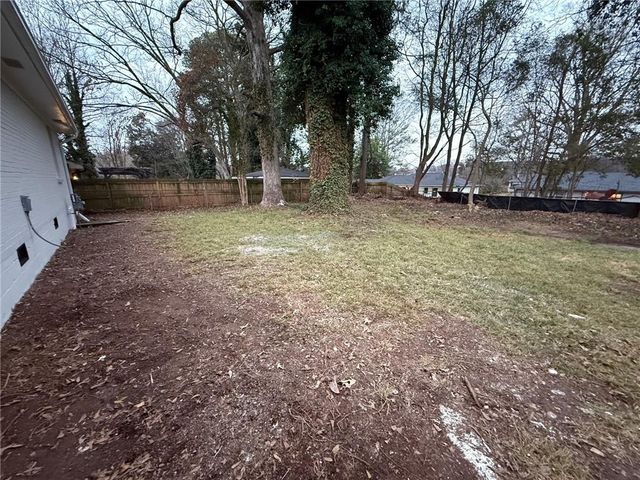 2996 Laguna Drive, Decatur, GA 30032