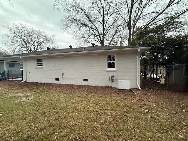 2996 Laguna Drive, Decatur, GA 30032