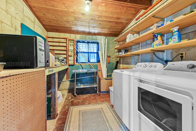 5709 SE Indigo Avenue, Stuart, FL 34997