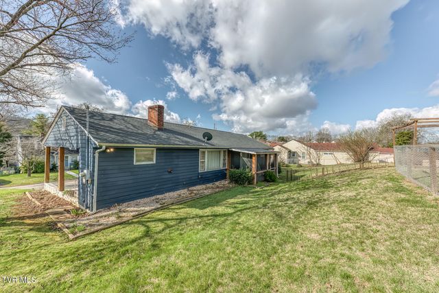 1505 Norway Street, Bristol, VA 24201