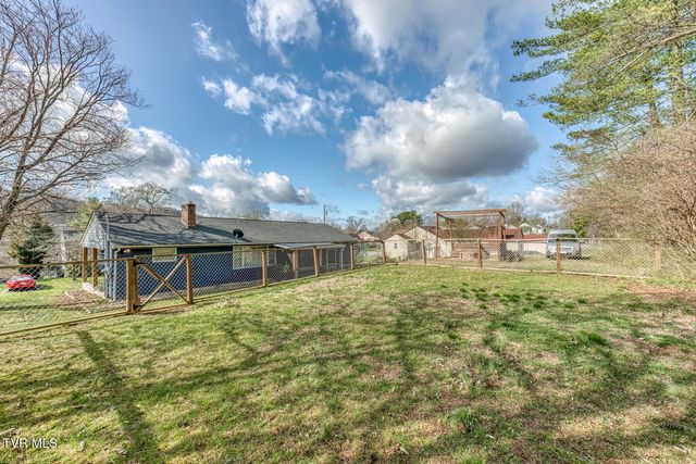 1505 Norway Street, Bristol, VA 24201