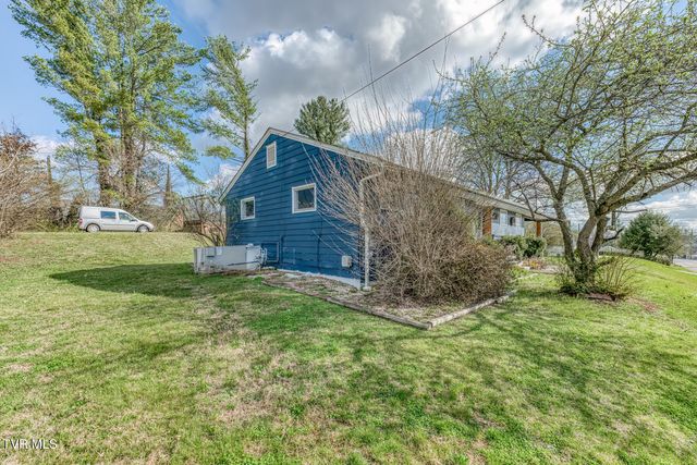 1505 Norway Street, Bristol, VA 24201