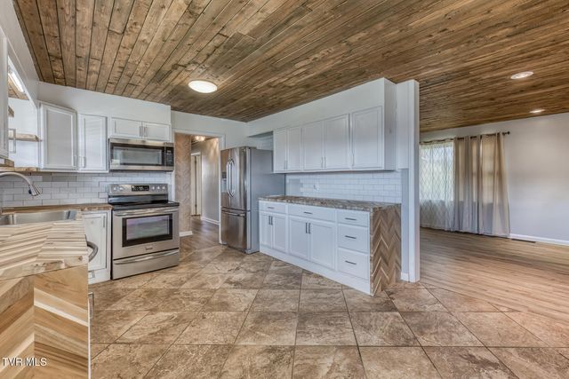 1505 Norway Street, Bristol, VA 24201