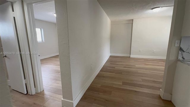 805 W 30th St 10, Hialeah, FL 33012
