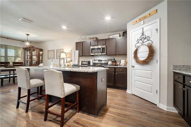 10712 Burlington Way N, Mobile, AL 36608