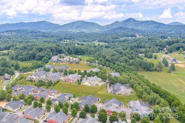 38 Westfield Way, Candler, NC 28715