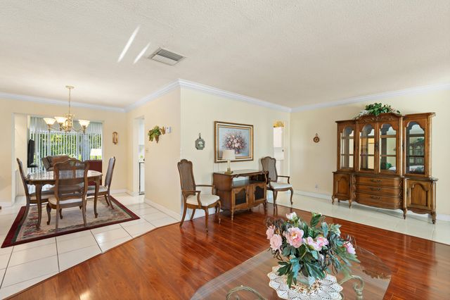 4915 NW 51st Avenue NW, Tamarac, FL 33319