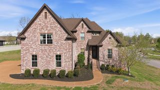 1100 Lake Highland Dr, Mount Juliet, TN 37122