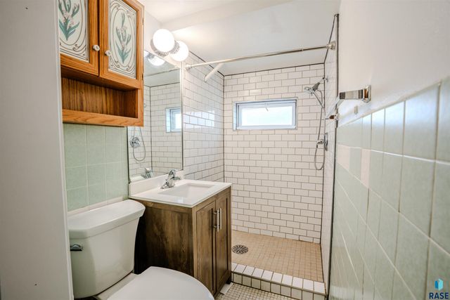 308 S Blaine Ave Avenue, Sioux Falls, SD 57103