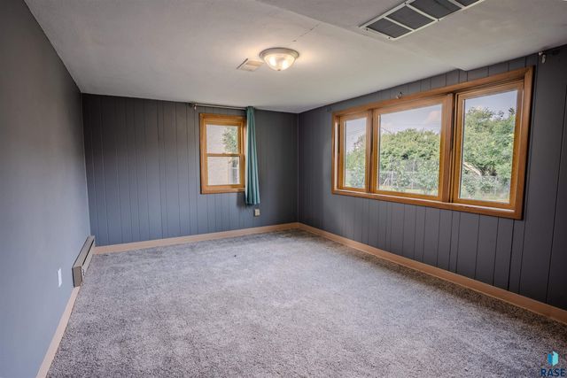 308 S Blaine Ave Avenue, Sioux Falls, SD 57103