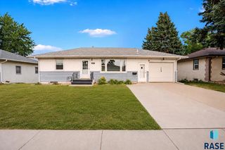 308 S Blaine Ave Avenue, Sioux Falls, SD 57103