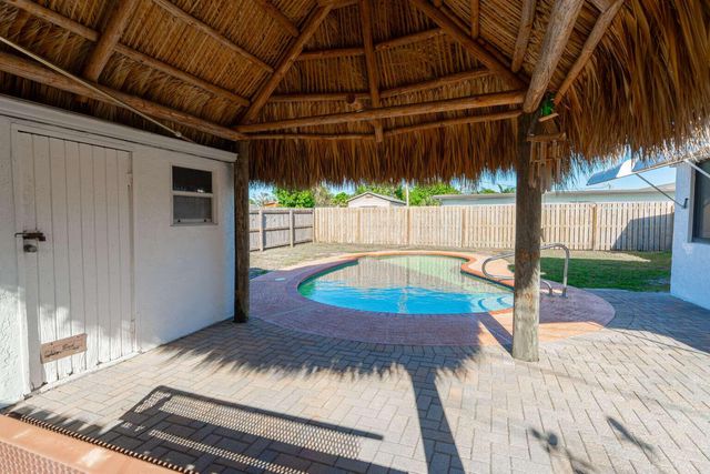 3110 Scanlan Avenue, Lake Worth, FL 33461